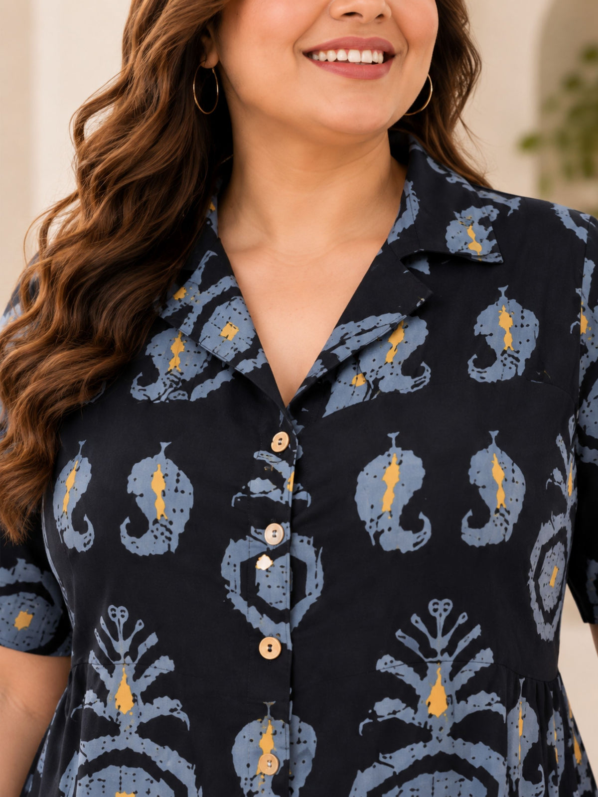 Black Motif Print Midi Sleeve Dress