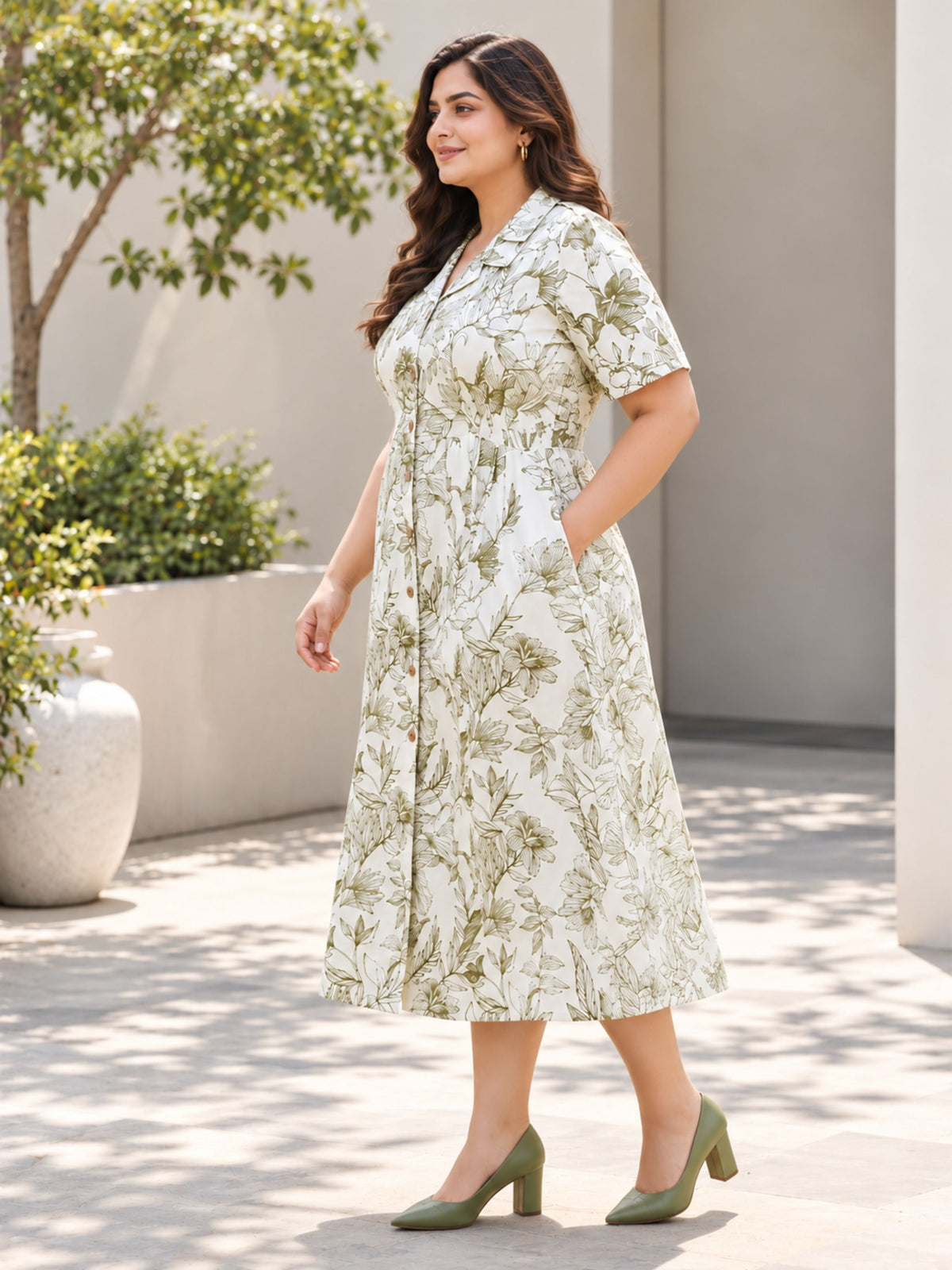 Green Stencil Print Midi Sleeve Dress