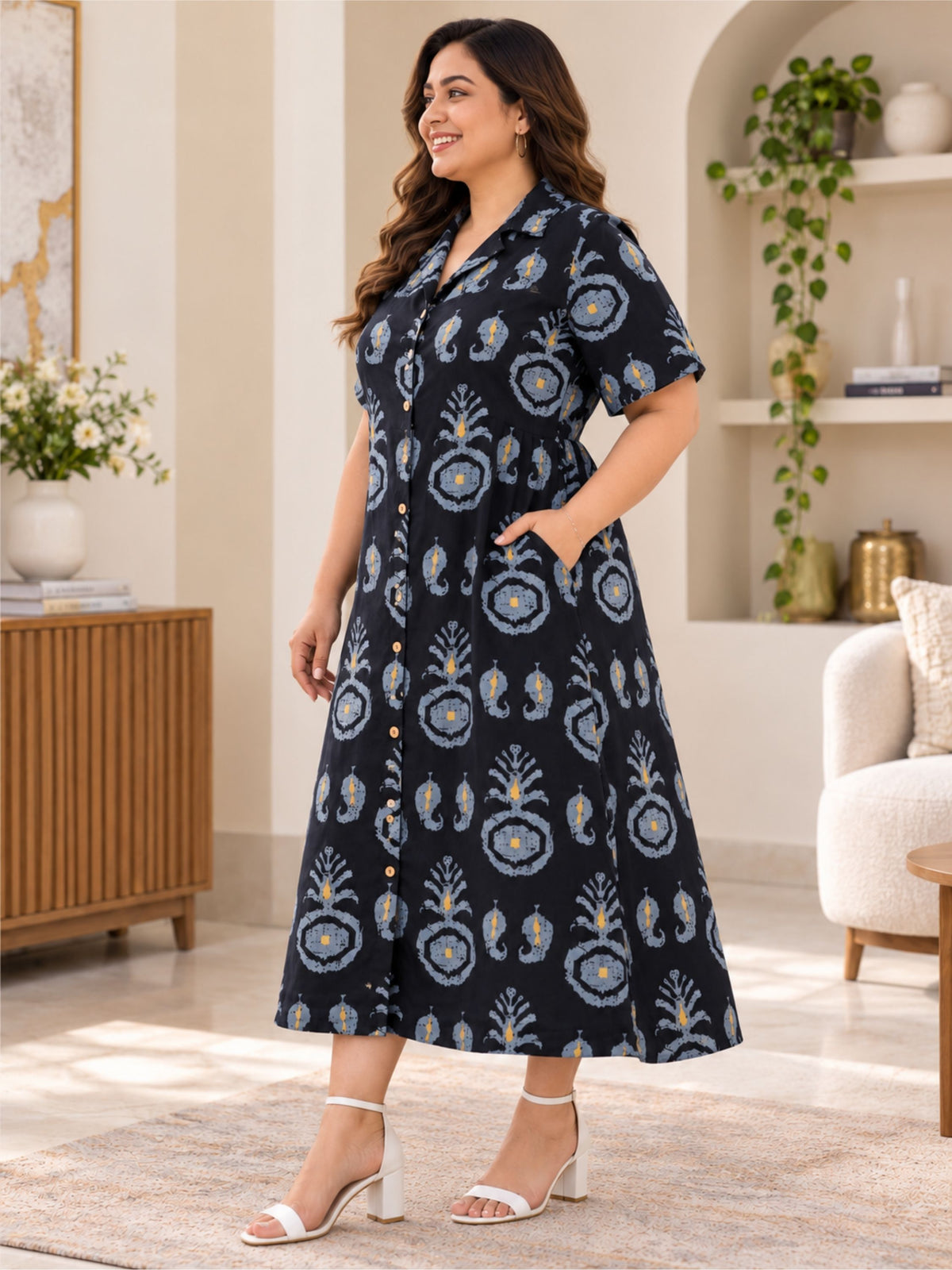 Black Motif Print Midi Sleeve Dress