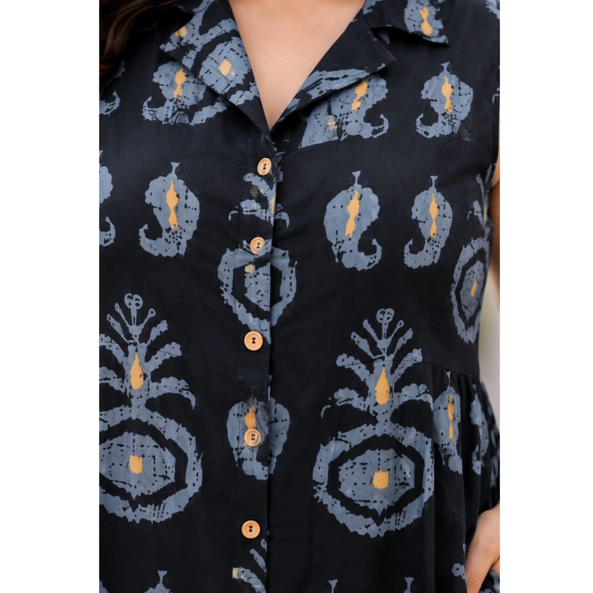 Black Motif Print Midi Dress
