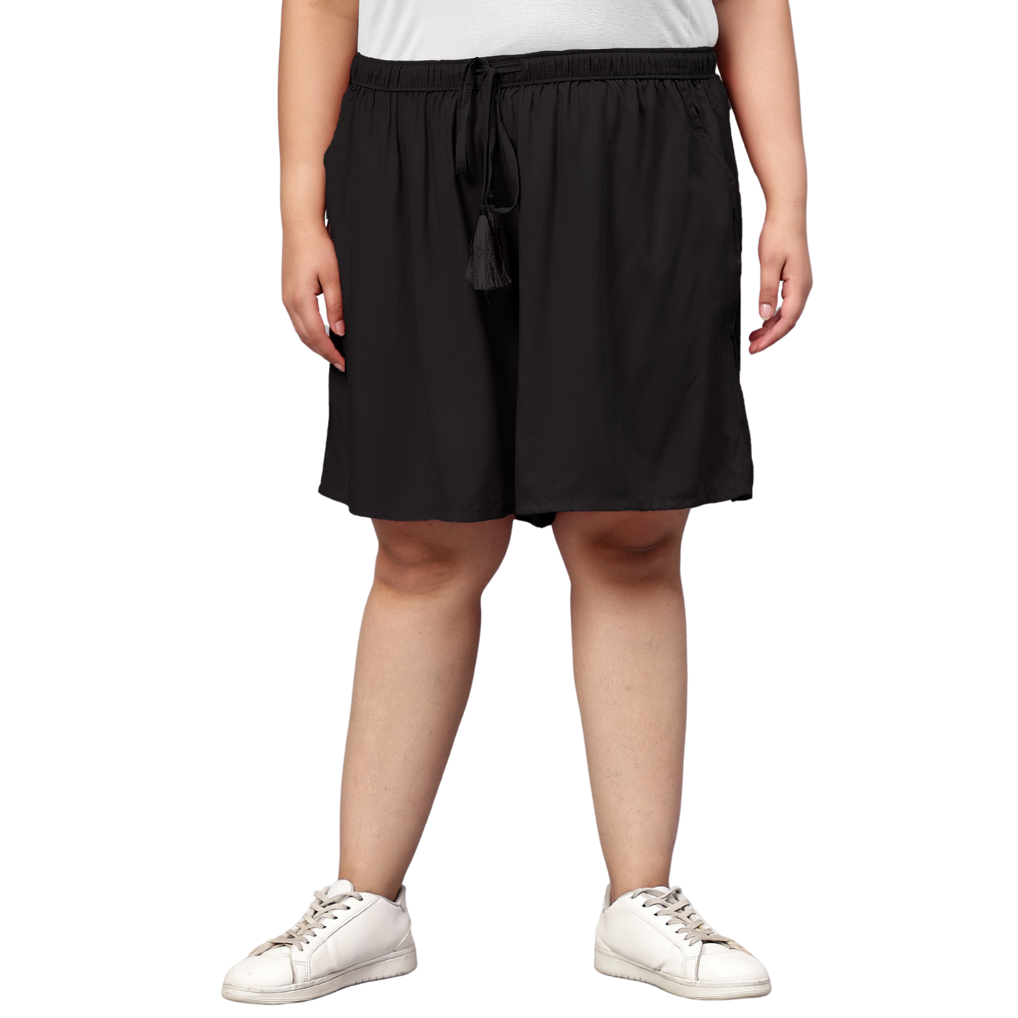 Black Solid Plus Size Flared Shorts