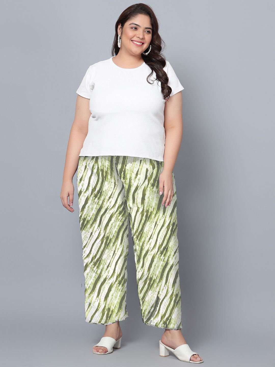 Green Leheriya Print Plus Size Trousers — view 5