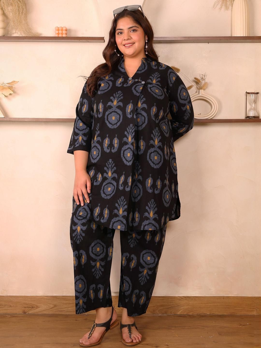 Black Cotton Print Plus Size Co Ord Set — view 7