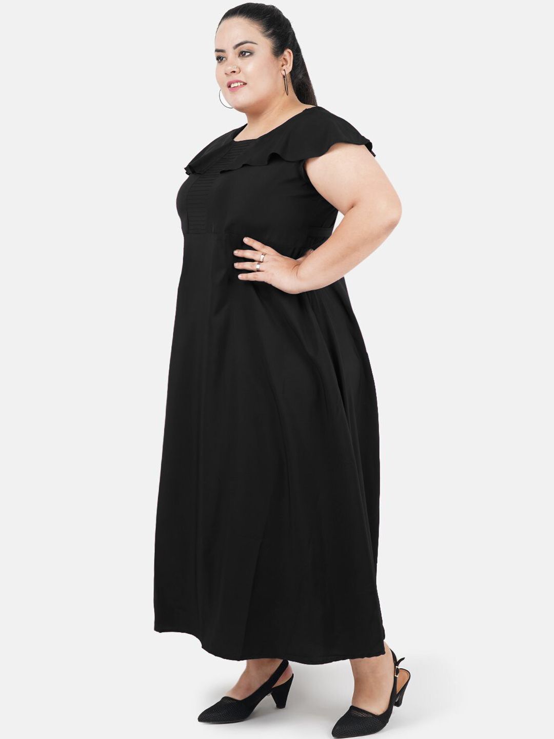 Black Solid Maxi Dress — view 4