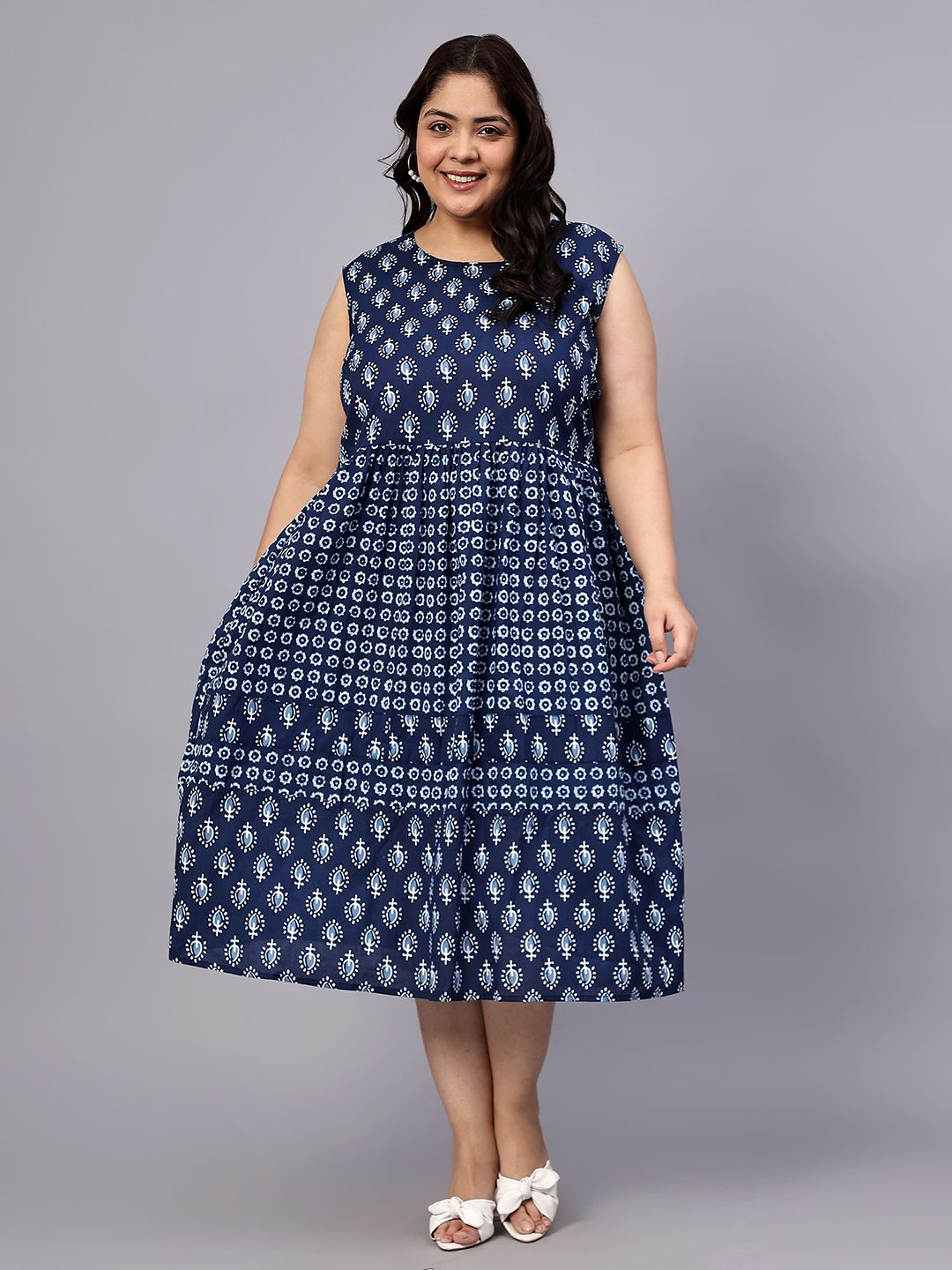 Blue Geometric Print Cotton Plus Size Dress — view 2