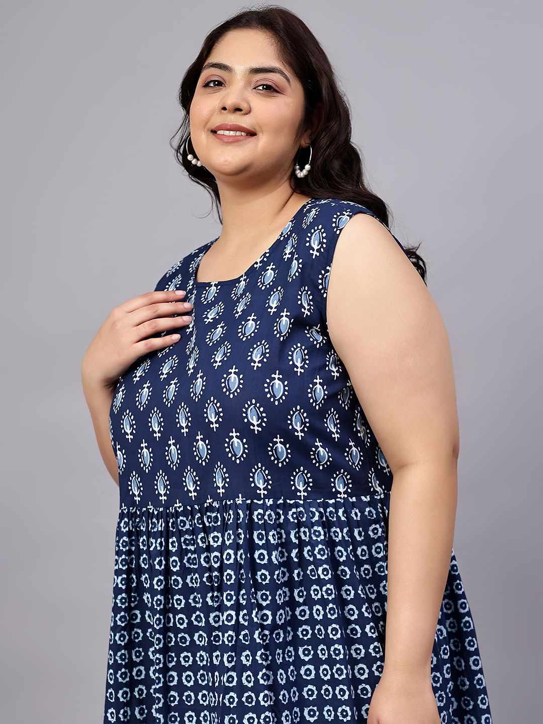 Blue Geometric Print Cotton Plus Size Dress — view 3