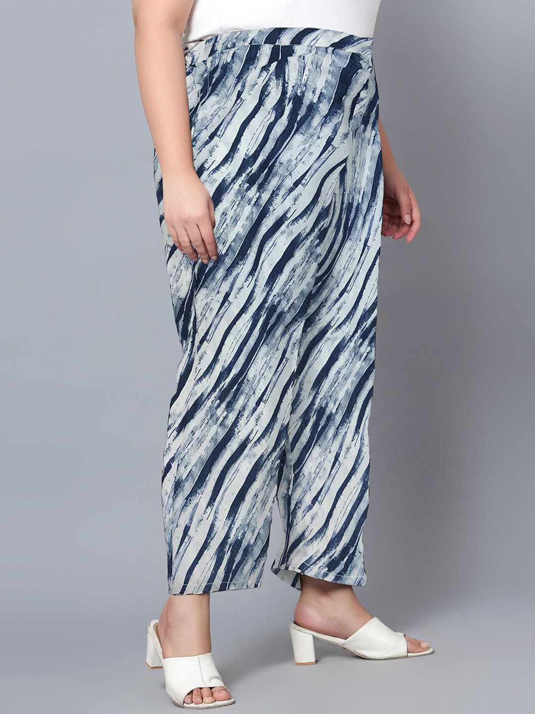 Blue Leheriya Print Plus Size Trousers — view 2