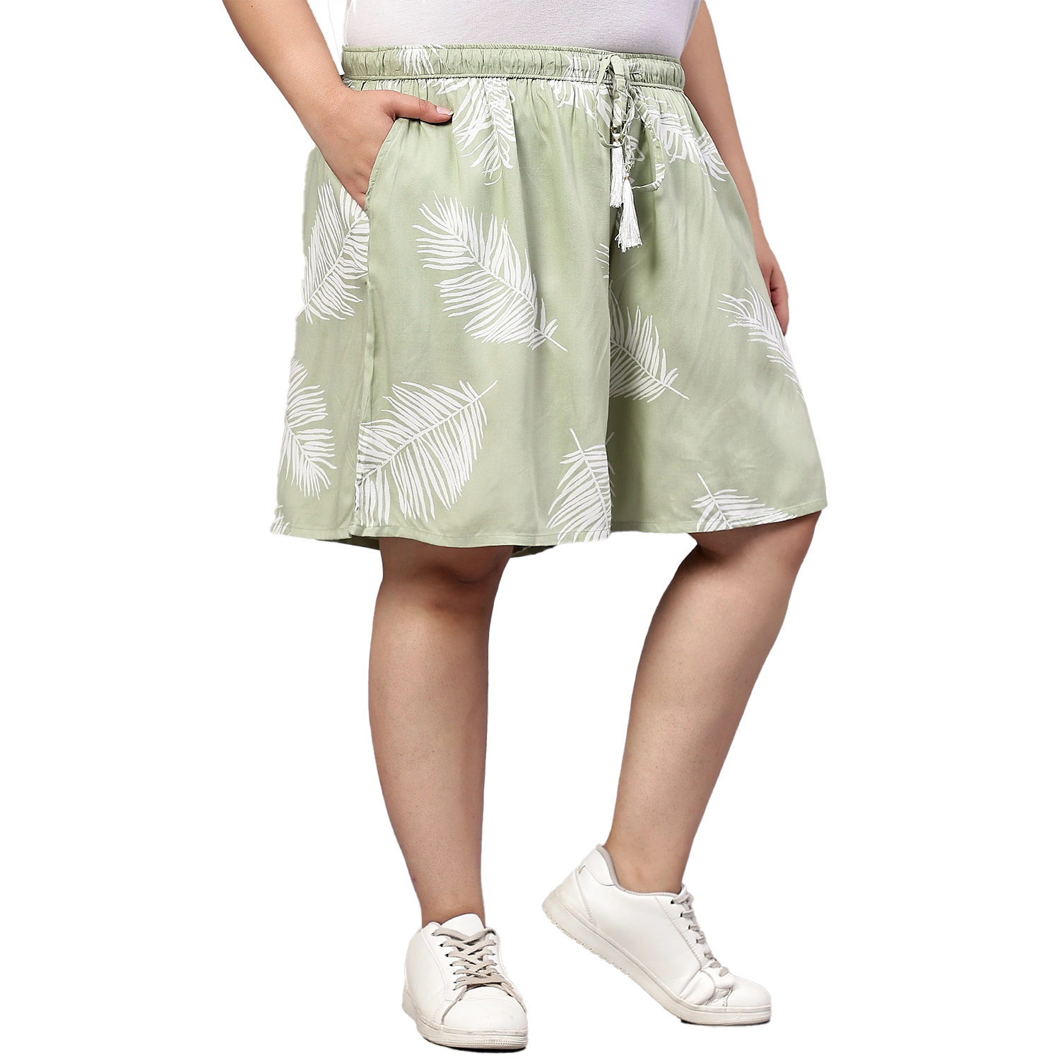 Green Leaf Plus Size Flared Shorts