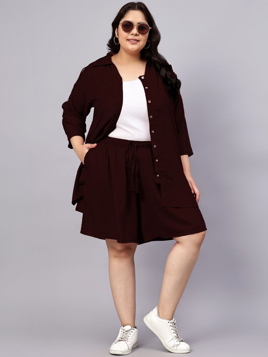 Brown Solid Plus Size Flared Shorts — view 5