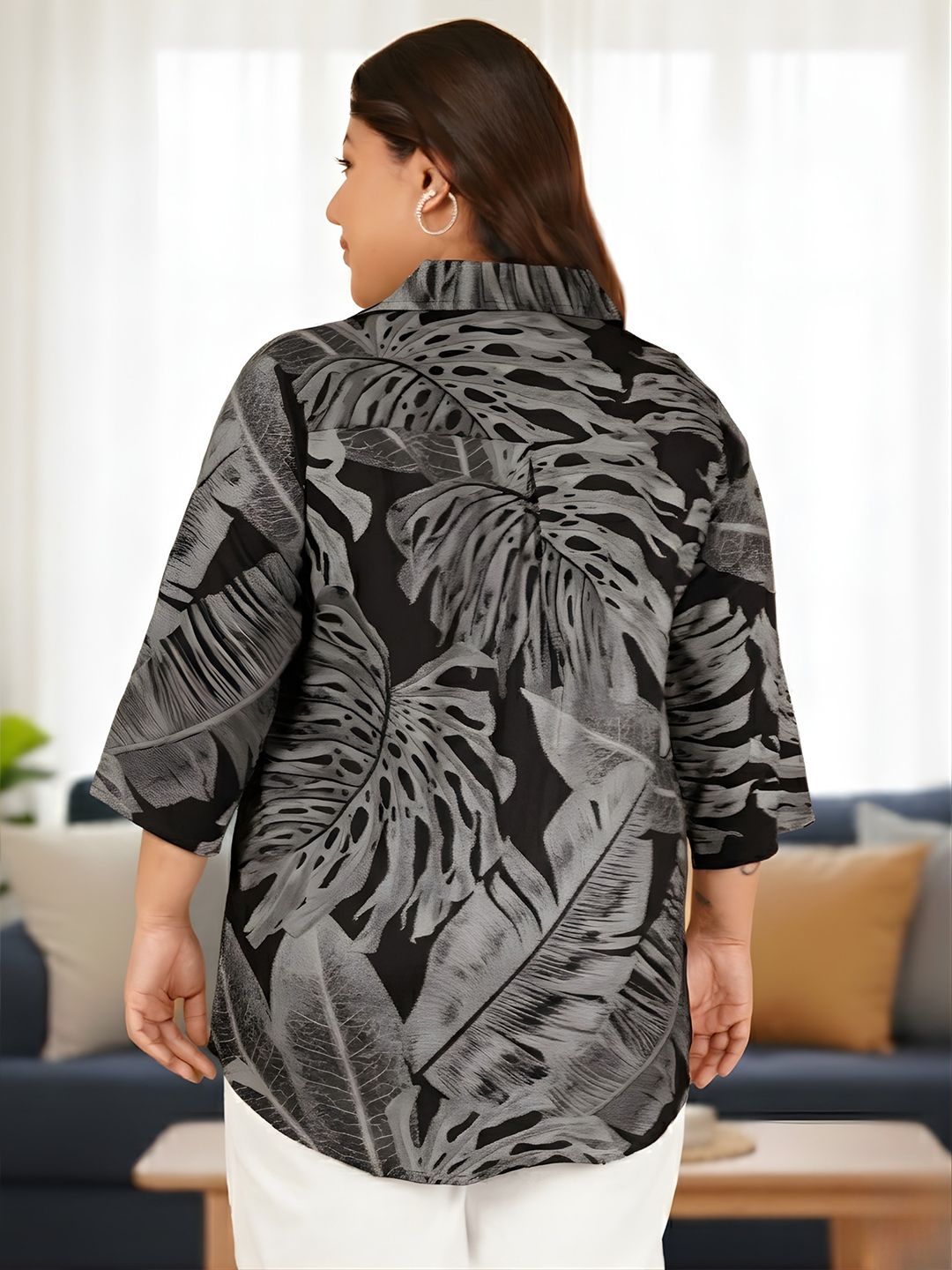 Black Leaf Print Plus Size Shirt — view 6
