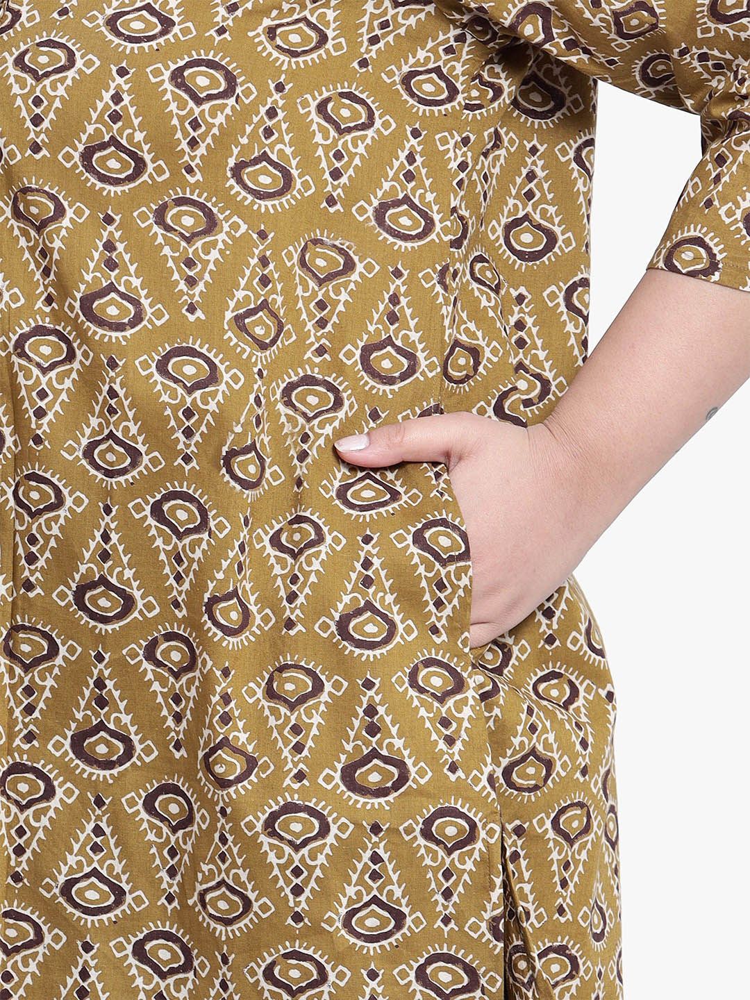 Mustard Geometric Print Pleat Plus Size Tunic — view 2