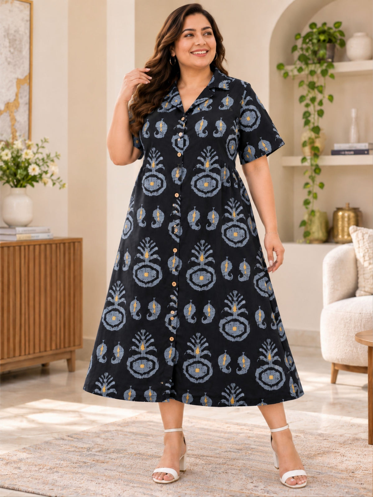 Black Motif Print Midi Sleeve Dress