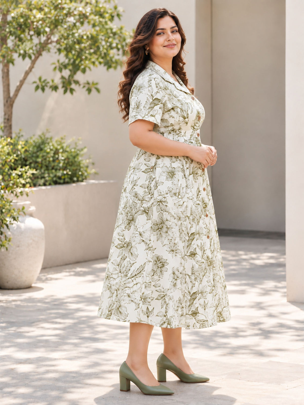 Green Stencil Print Midi Sleeve Dress