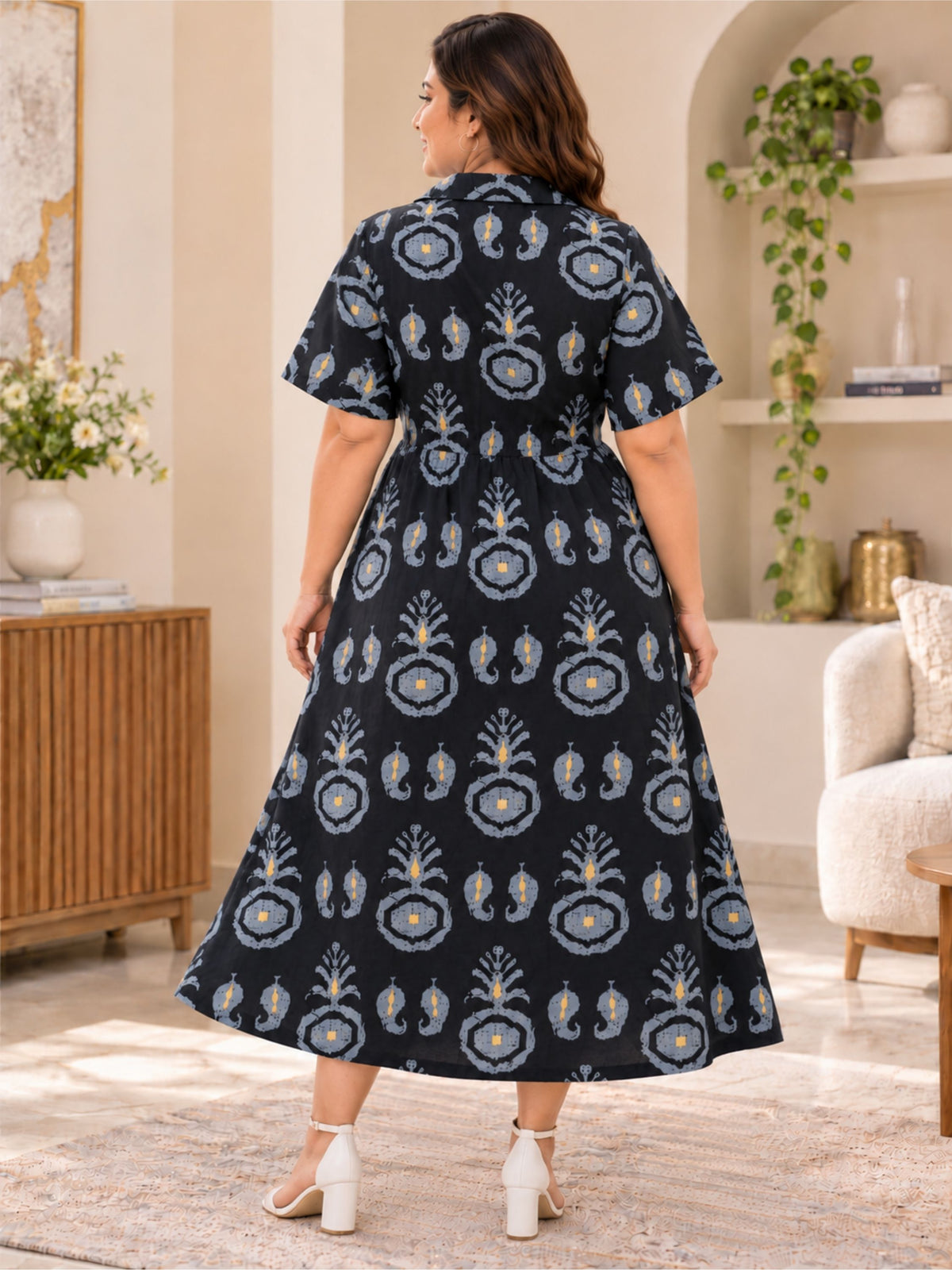 Black Motif Print Midi Sleeve Dress