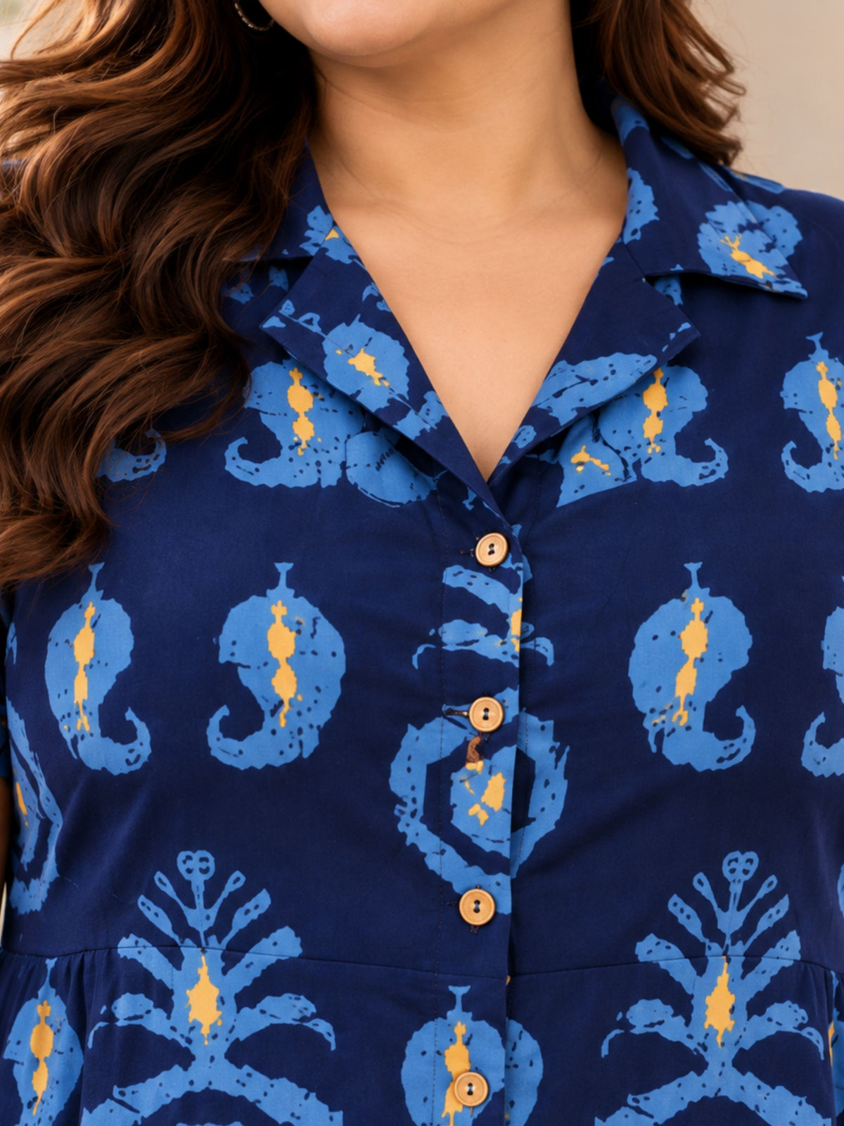 Blue Motif Print Midi Sleeve Dress