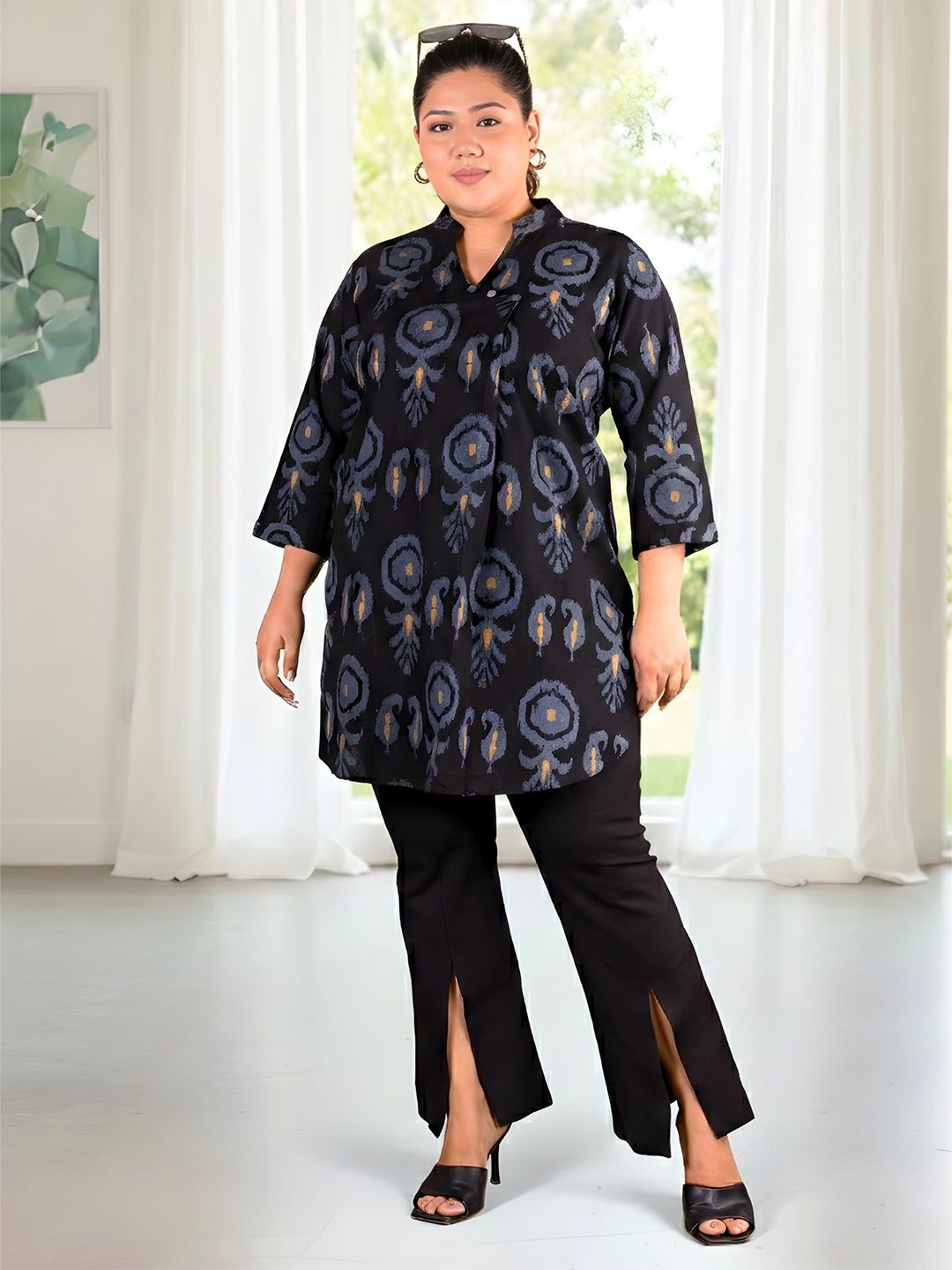 Black Cotton Print Plus Size Tunic — view 1