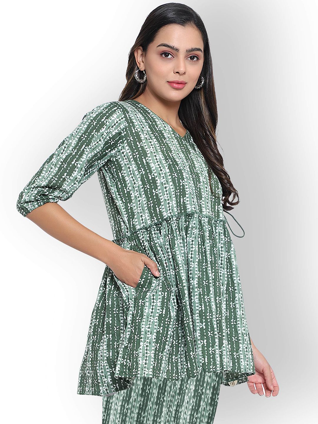 Green Hand Block Co-Ord Set — view 8