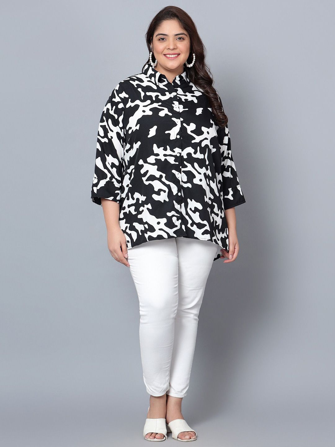 Black and White Abstract Print Plus Size Shirt — view 6