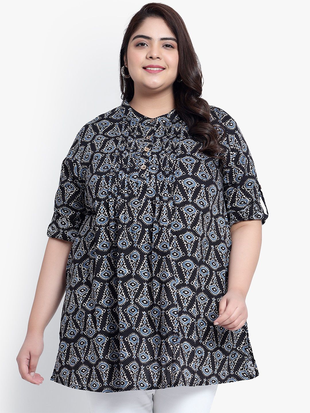 Black Geometric Print Pleat Plus Size Tunic — view 1