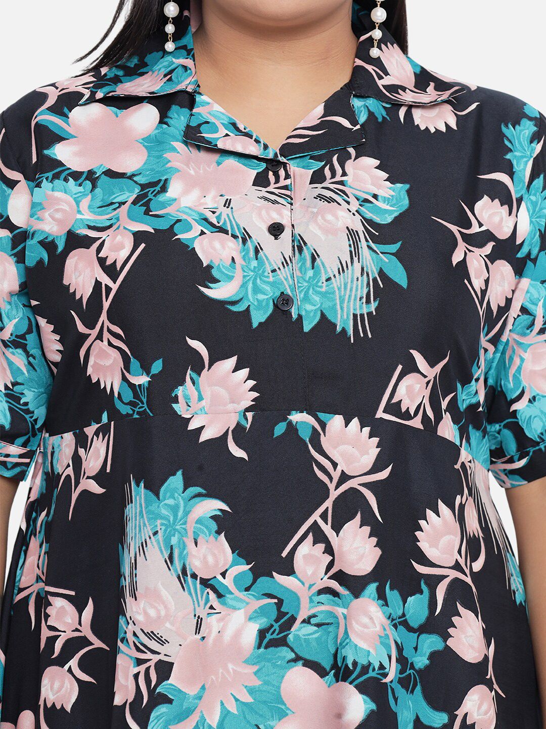 Black and Green Floral Plus Size Dress — view 2