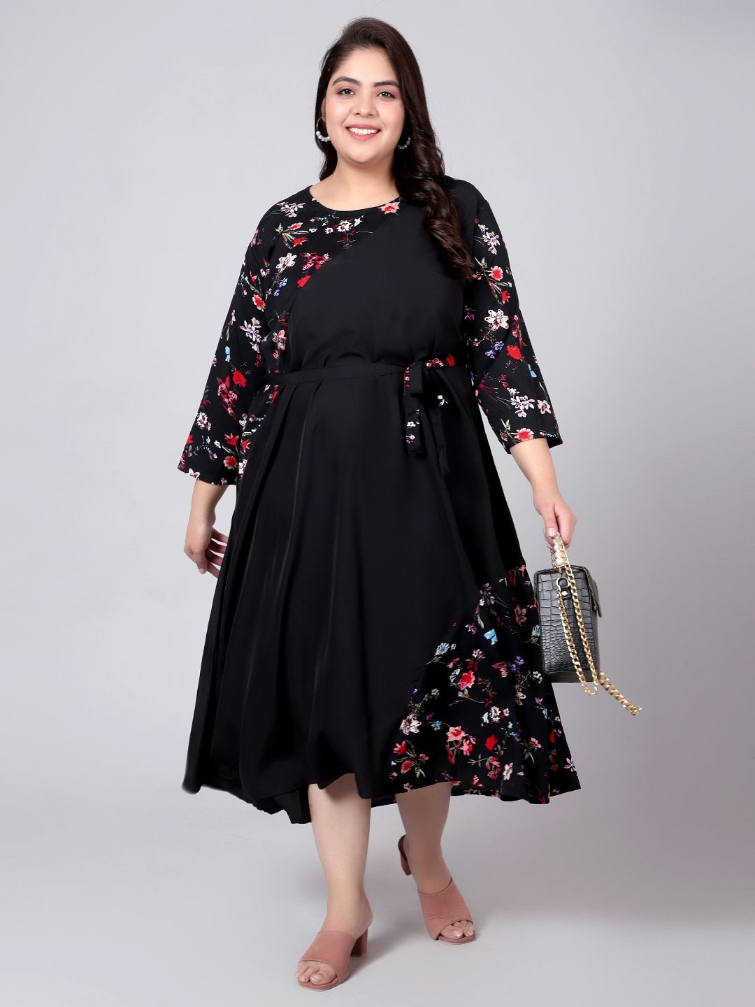 Black Floral Abstract Plus Size Dress — view 6