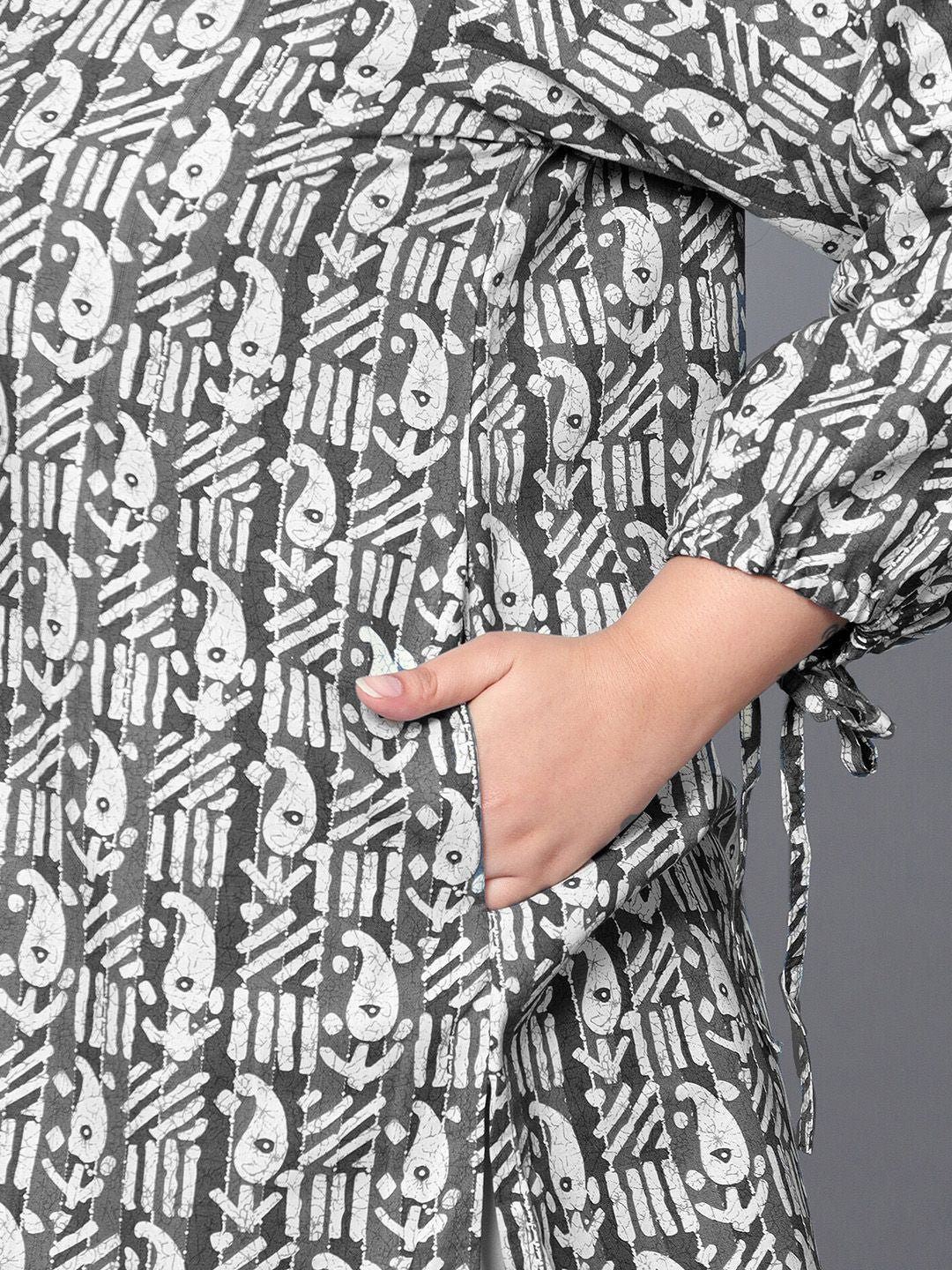 Black Paisley Plus Size Tunic — view 2