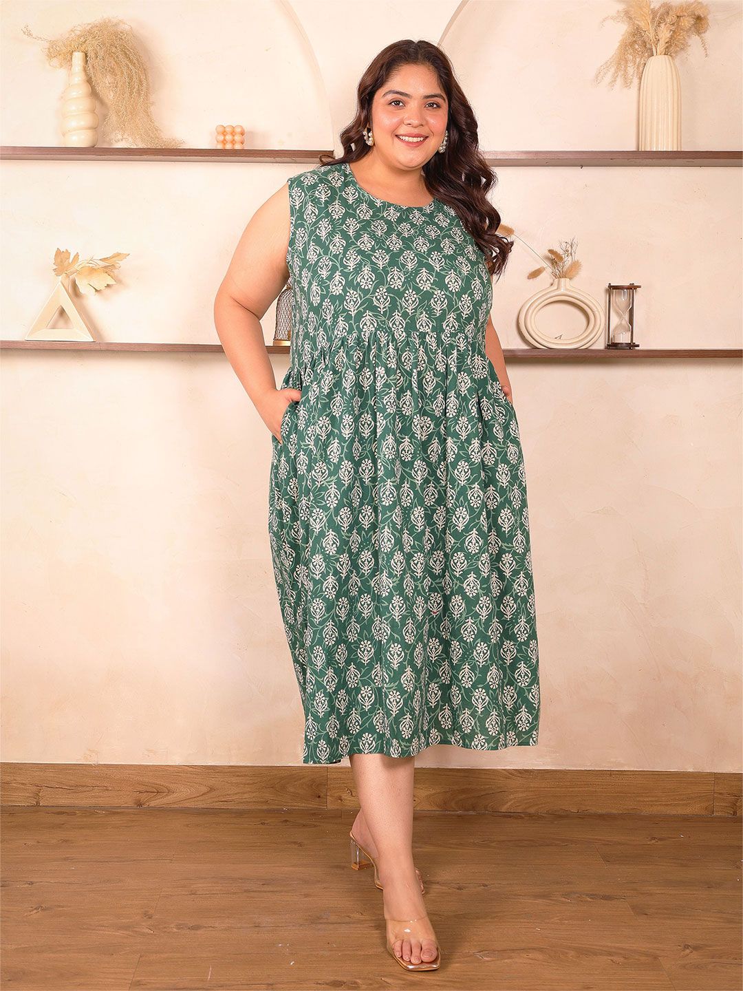 Green Geometric Print Cotton Plus Size Dress — view 1