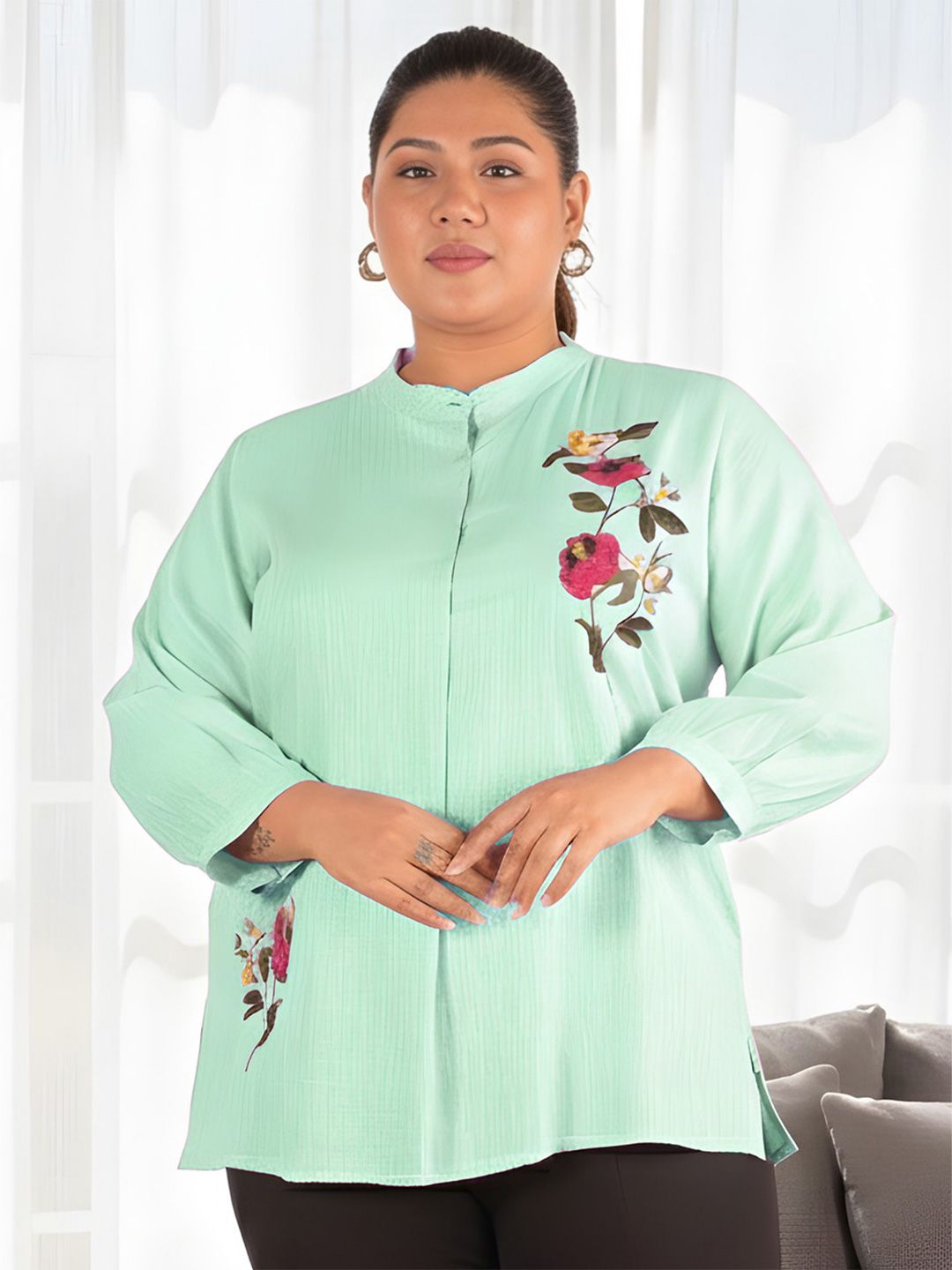 Green Floral Embroidered Plus Size Tunic — view 1