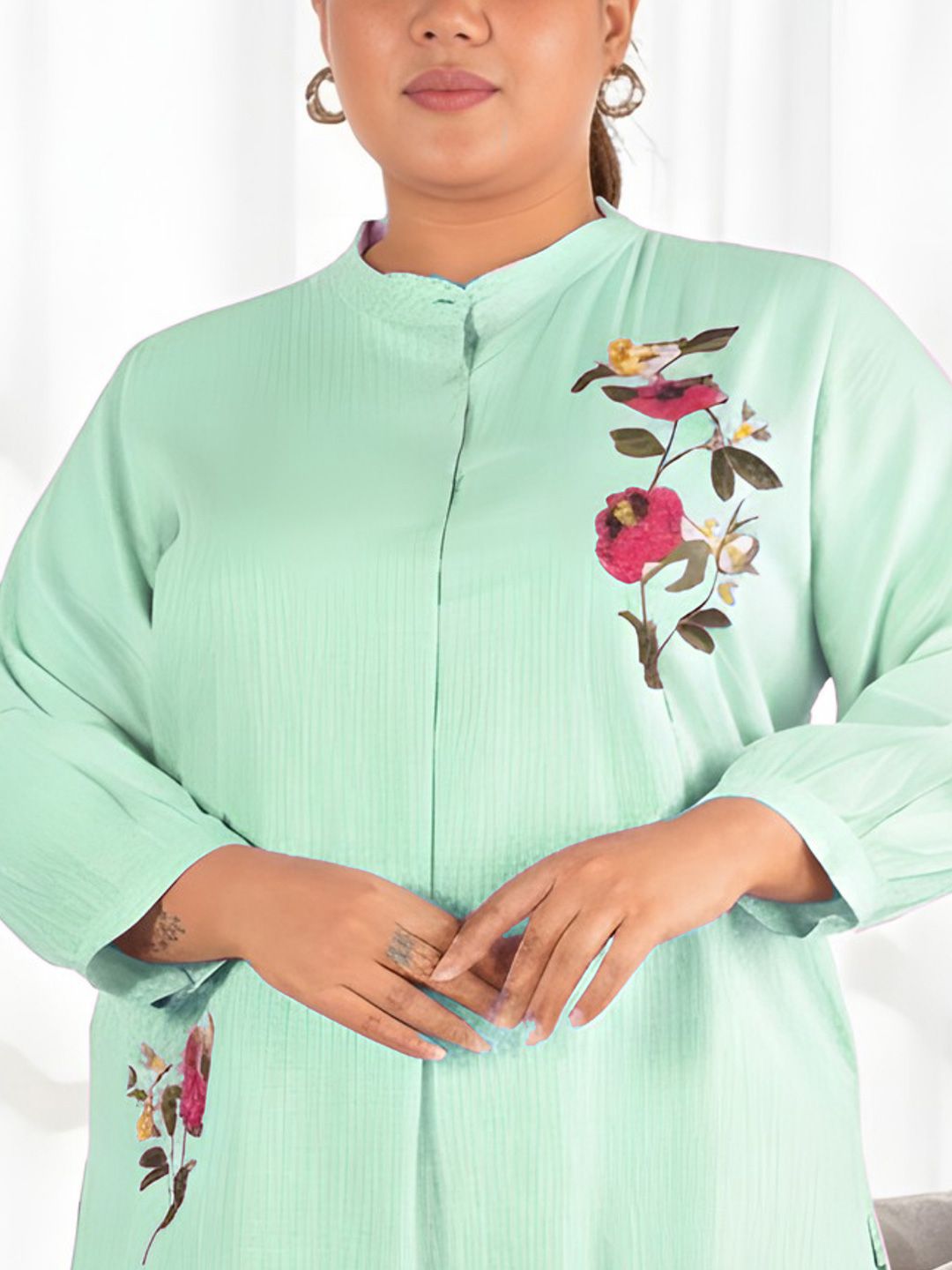 Green Floral Embroidered Plus Size Tunic — view 2