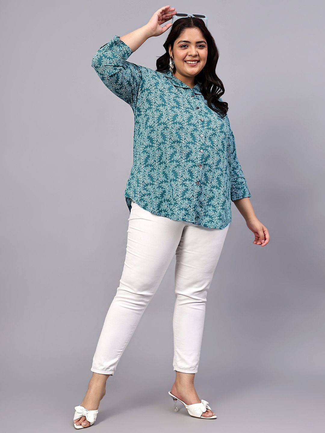 Turquoise Leaf Print Plus Size Shirt — view 7