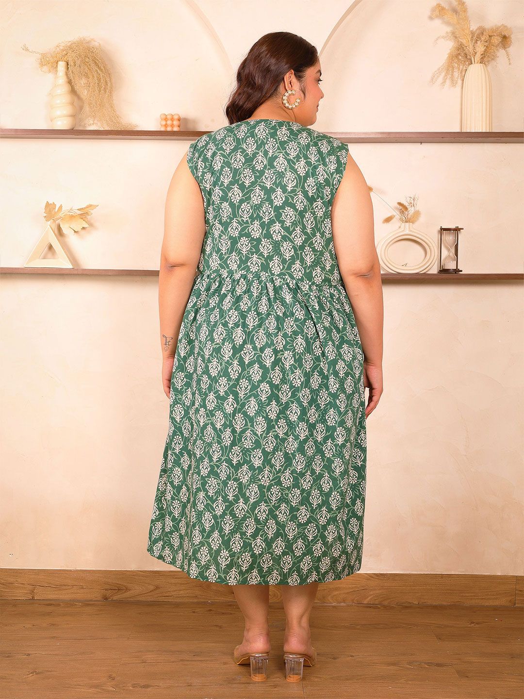 Green Geometric Print Cotton Plus Size Dress — view 5